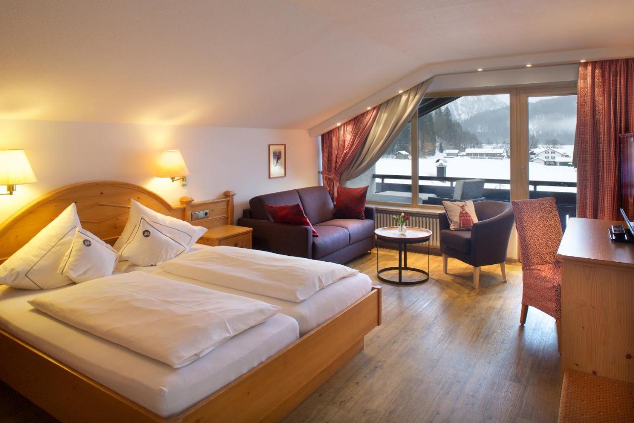 Hotel Menning ***S Oberstdorf Ngoại thất bức ảnh