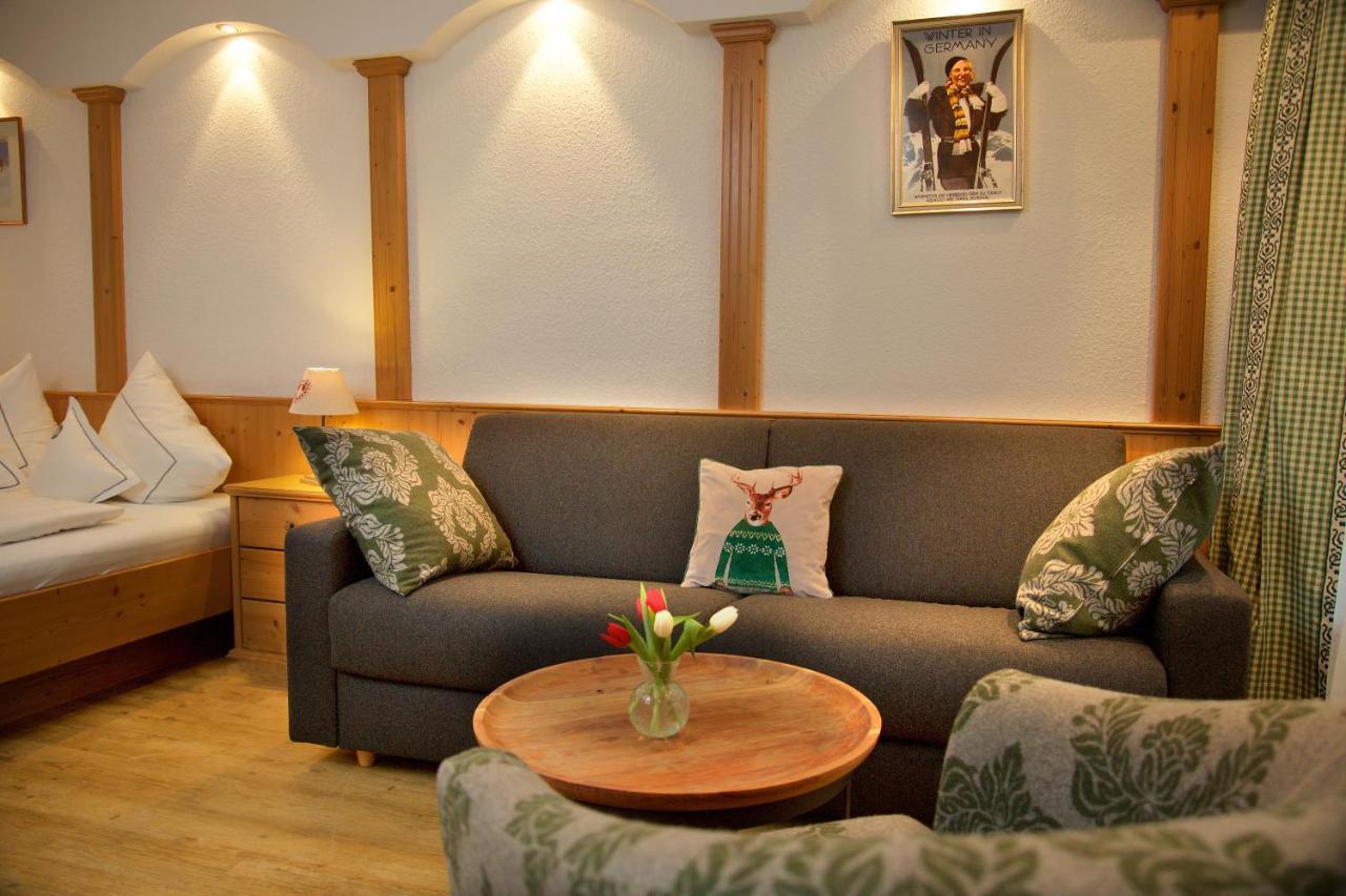 Hotel Menning ***S Oberstdorf Ngoại thất bức ảnh